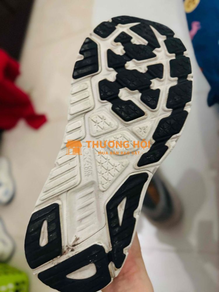 hoka Arahi 6 size 10.5D