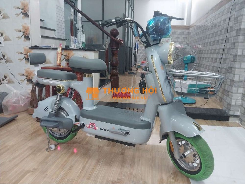 XE MOI CON NGUYÊN ĐAI . ĐA CO BINH ĐIÊN