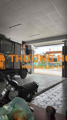 cty đang cần tuyển 1 nam tài xế ăn ở tại chỗ