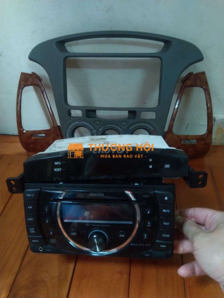 Bán bộ đầu, mặt dưỡng của xe INNOVA xịn.