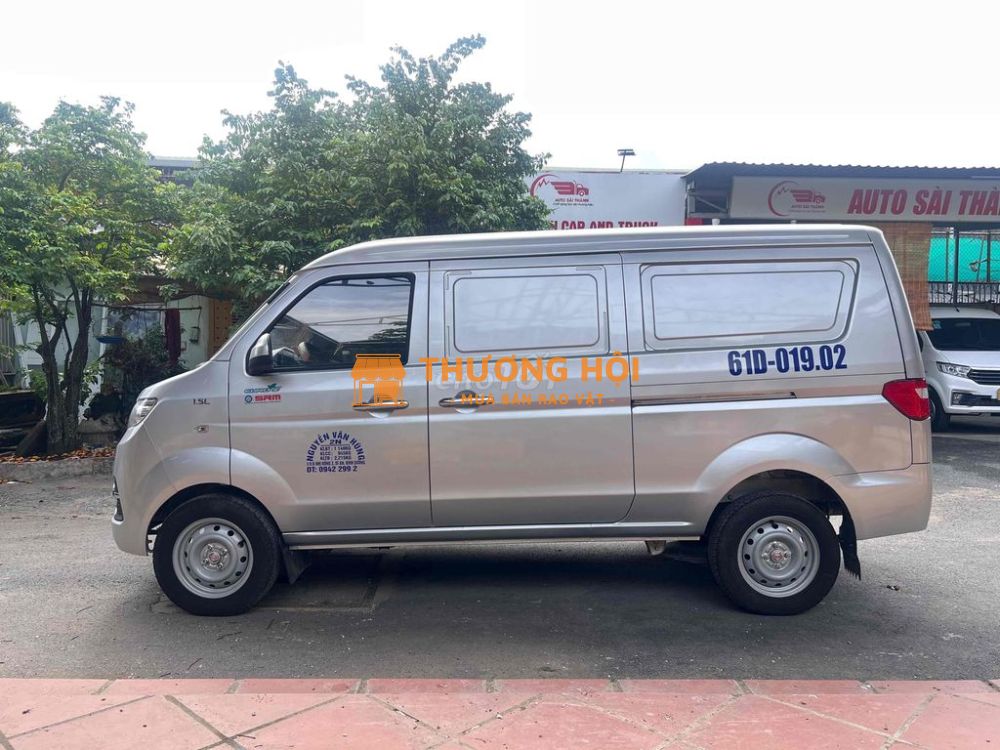 Xe tải van SRM X30i đời 2024 thùng 2.2m đẹp mới