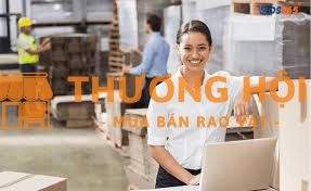 Nhân viên quản lý đơn hàng