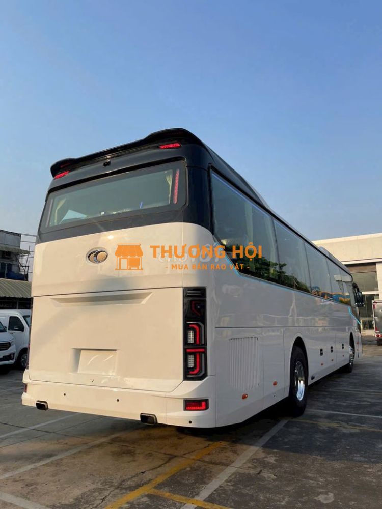 45 Chỗ New 2025 - Hỗ trợ trả góp 70-80%