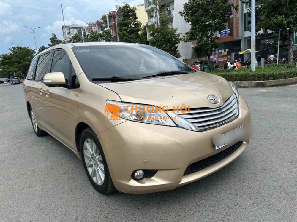 Toyota Sienna limeted 3.5 2014 - 80000 km