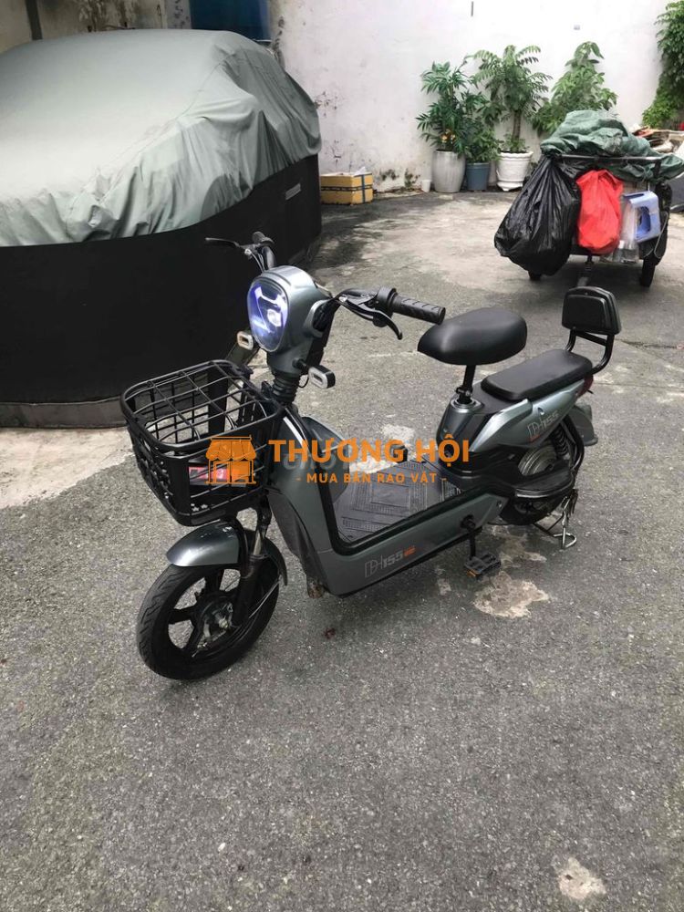 xe đạp điện còn đẹp như mới,bình cầm lâu chạy ok