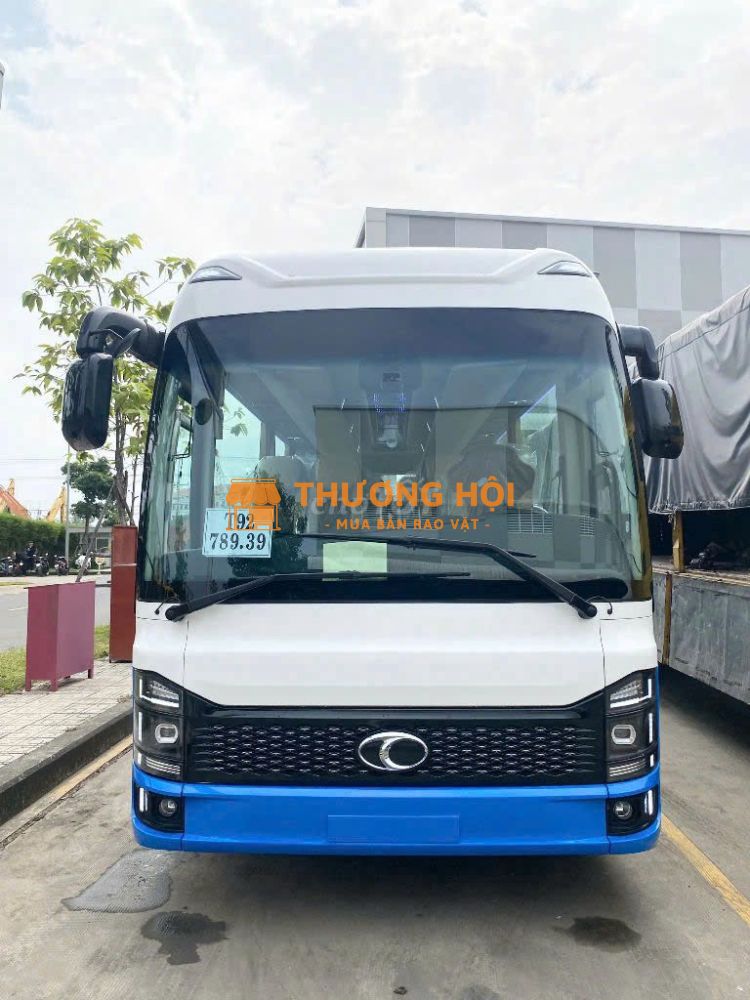 XE 29 CHỖ TB81S 2025. Hỗ trợ trả góp 70-90%