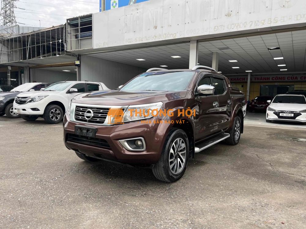 Nissan Navara 2017 NP300 VL 4x4 AT - 120000 km