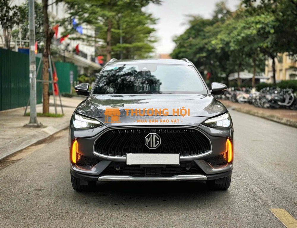 MG HS 1.5T Luxury 2024 - 8000 km