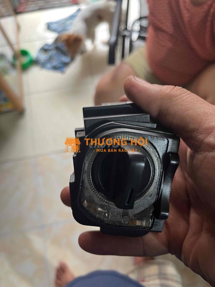 Cần bán khoá smakey xe AB 110 bình xăng
