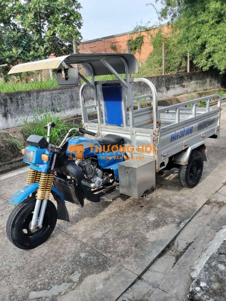 Xe thùng kẽm sắt dày,máy mạnh,sườn y