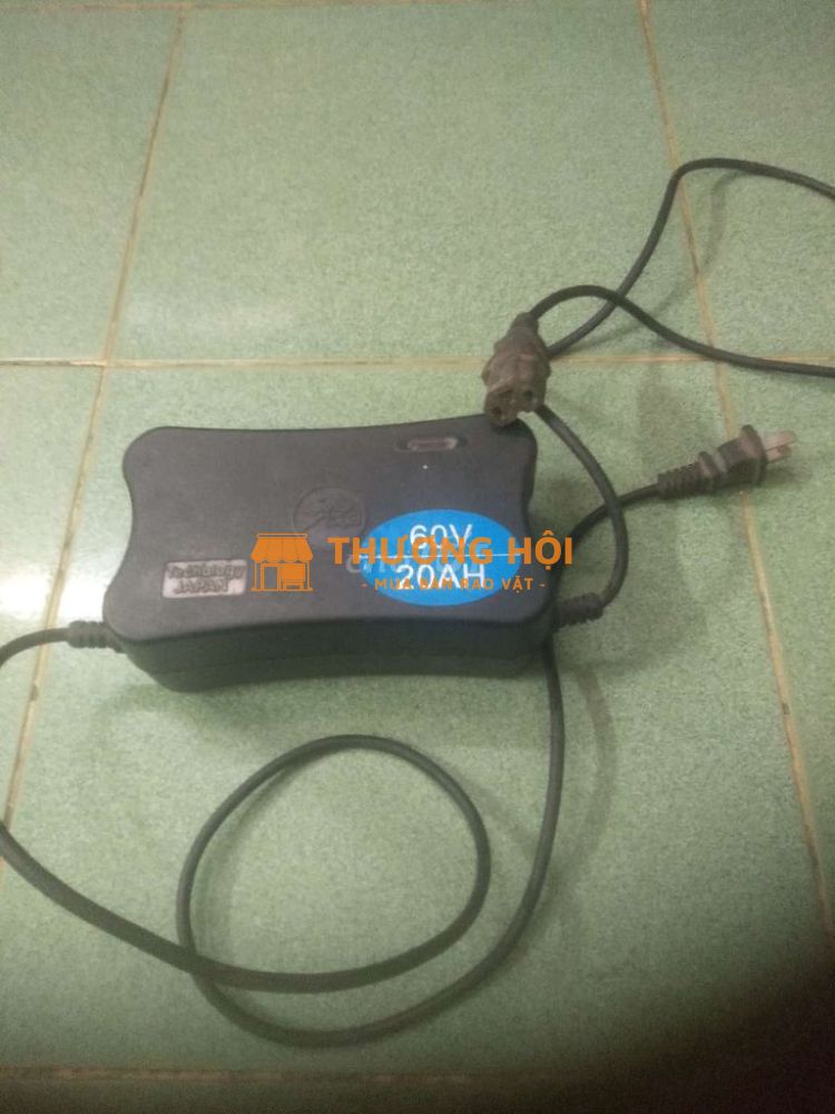 Cần bán sạc xe điện như Hinh