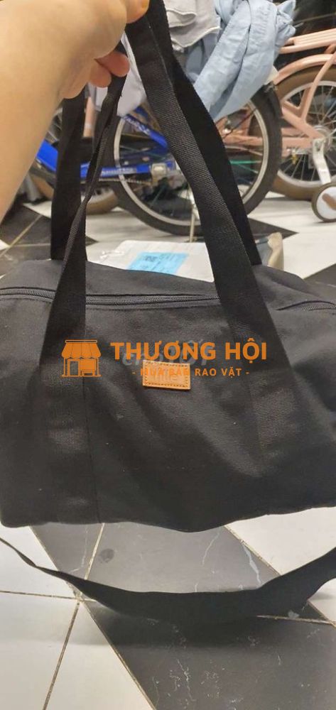 Tú du lịch cá nhân