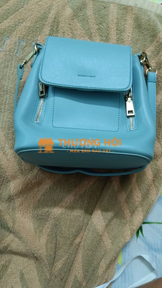 Túi xách đeo vai màu xanh sáng dễ thương