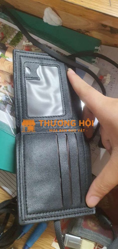 Bán 2 cái ví nam chưa xài như hình