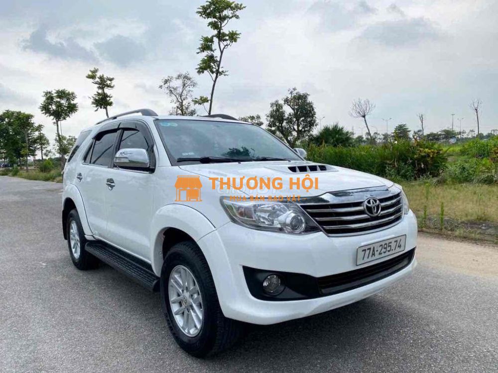 Toyota Fortuner 2014 2.5G 4x2 - 120000 km