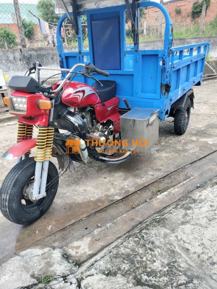 Xe mớii 90%,thùng lớn d2m10,máy Rin 200 bao mạnh