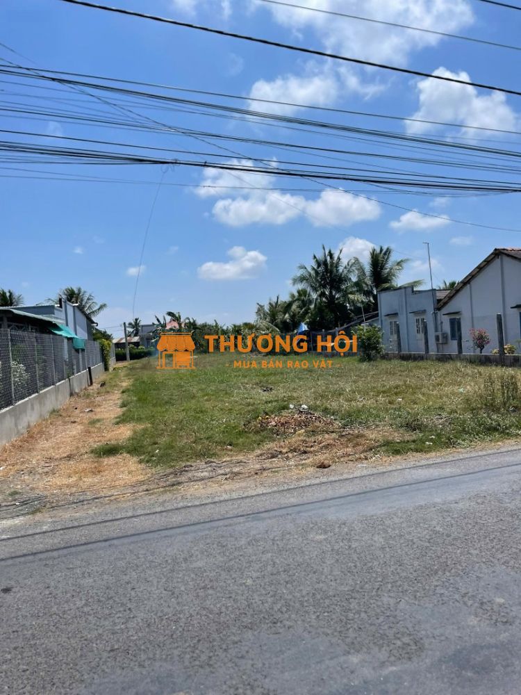 Cơ Hội Sở Hữu đất Vàng Trung Tâm Xã Phước Kiển, Nhà Bè Chỉ 800 Triệu, 100m2 Thổ Cư, ShrNhà
