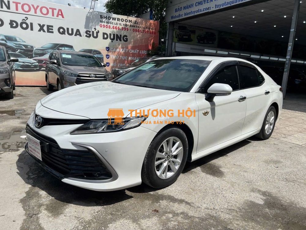Toyota Camry 2021 2.0Q - 65000 km