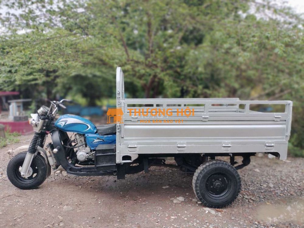 Bán xe ba gác mới mua được mấy tháng còn90℅