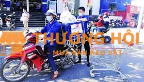 Nhân viên giao hàng siêu thị Long Xuyên - An Giang