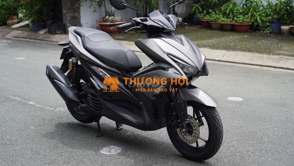 Yamaha NVX V1 155 ABS - Xám Đen - Biển SG