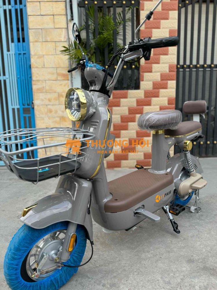 I8 XÁM ĐỦ MÀU MỚI 100% BH 1 NĂM GIÁ TRẢ THẲNG
