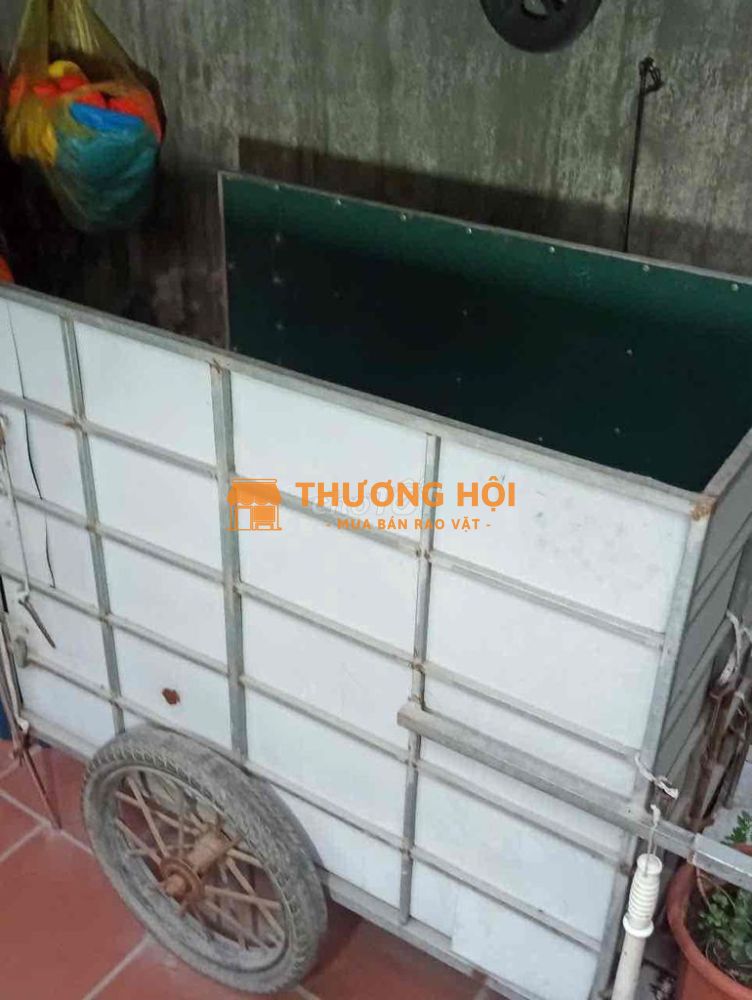 xe thùng kéo