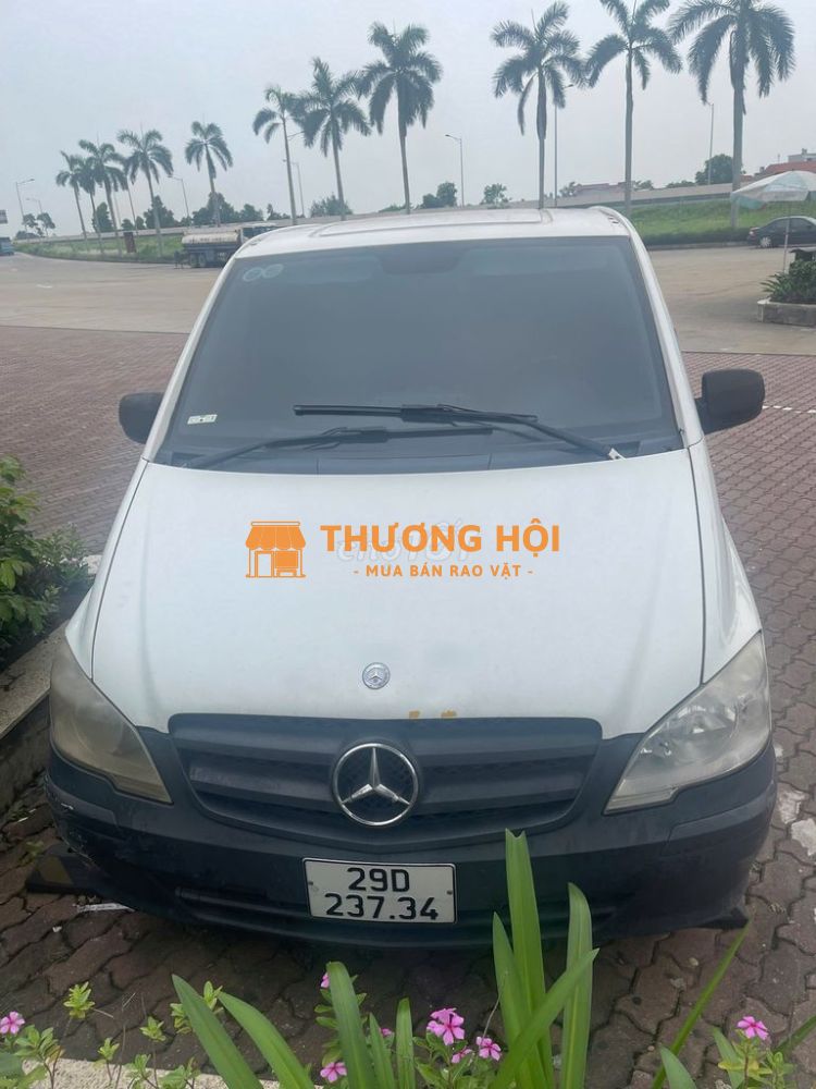 Xe Mercedes Benz Vito 111 CDI Van Trắng 615kg