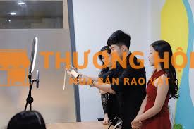 Tuyển dụng sàn thương mại