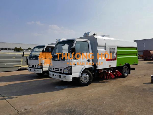 Xe quét rác hút bụi đường 5 khối isuzu