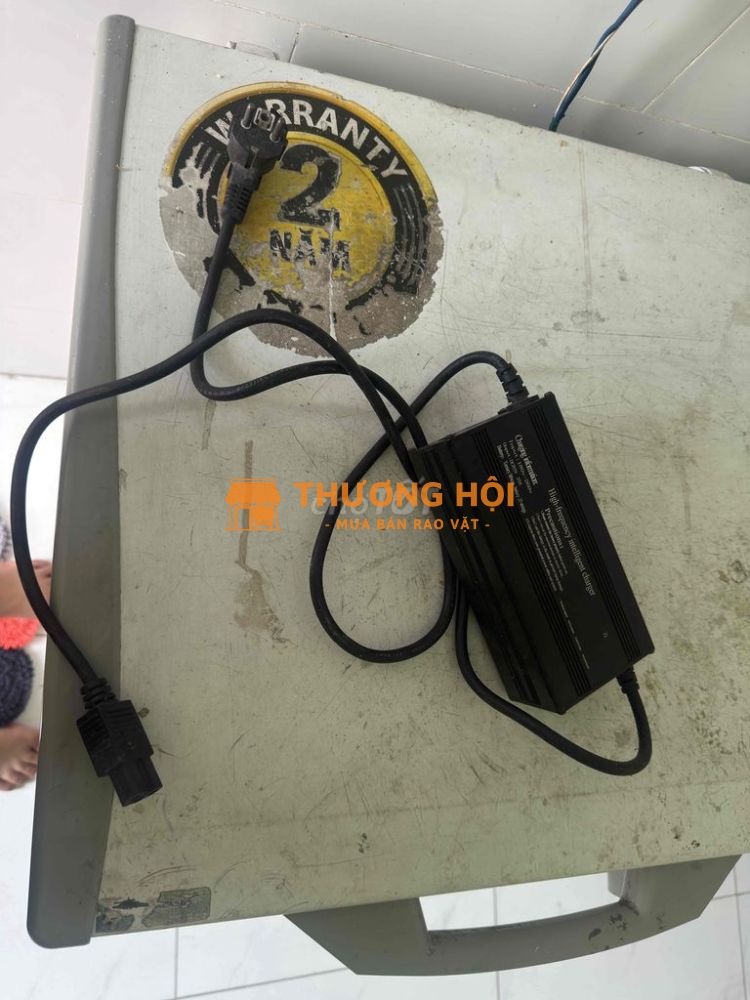 sạc xe máy điện