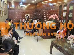 PHÒNG KHÁM ĐÔNG Y TUYỂN NHÂN VIÊN (SINH VIÊN - Y SĨ - BÁC SĨ YHCT)