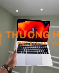 Macbook Pro Core i9-8950HK (16CPU×2.90GHz) RAM 32G