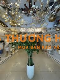 Tuyển nhân viên lắp đèn trang trí và chiếu sáng