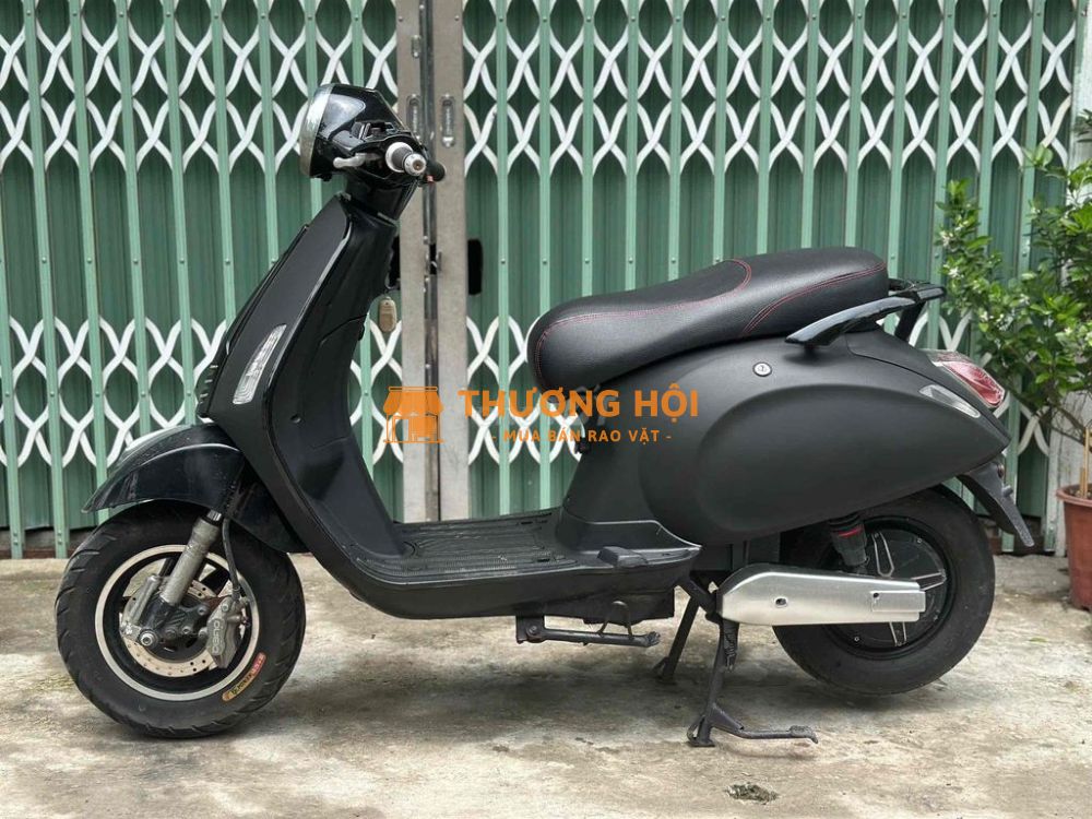 xe điện vespa đen nhám xe đẹp