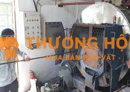 CẦN NAM CÔNG NHÂN ĐỐT LÒ