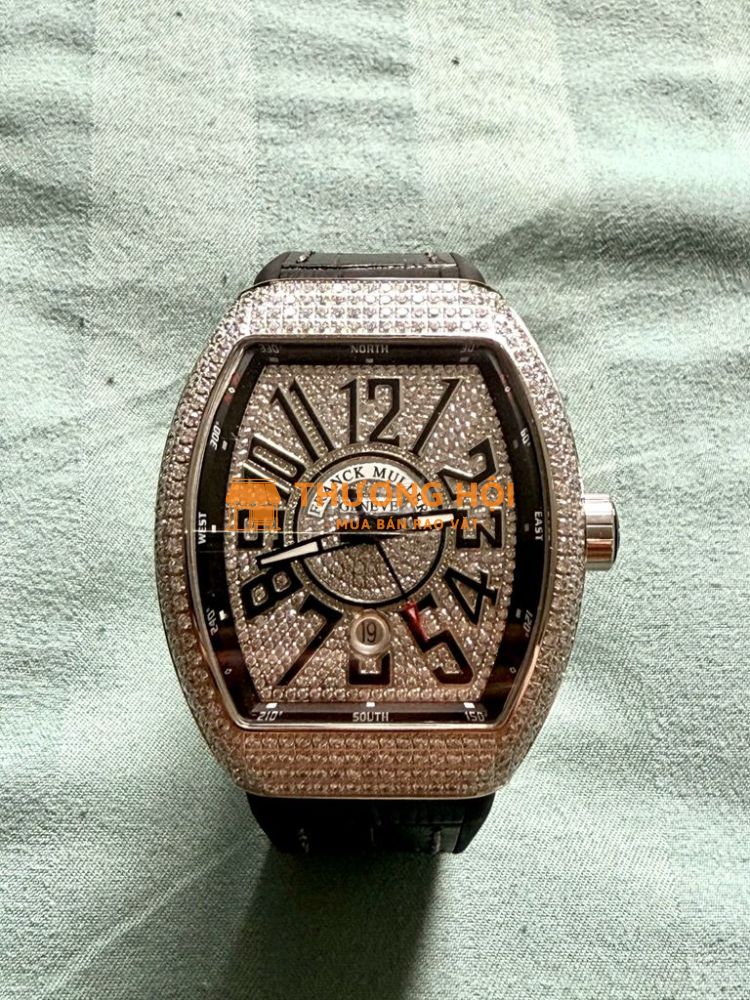 đồng hồFMLtự động ,full đá đính chấu size40ôm tay