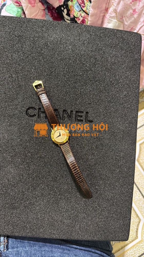 Cần để lại 1 đồng hồ