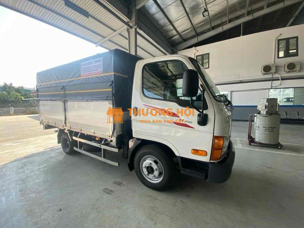 hyundai chính hãng