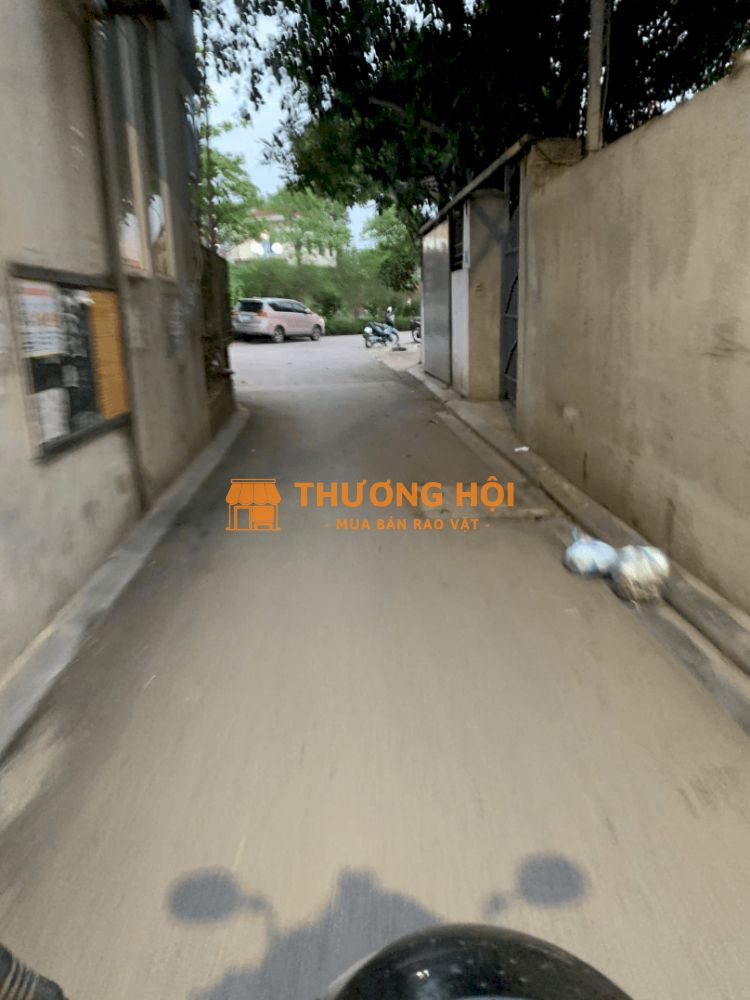 Bán đất Ngõ 116 Ngọc Thụy Dt 80m2 Mt4m Ngõ Thông Oto 7 Chỗ Vào Nhà. Cách 40m Ra Ngõ 140 Oto Tránh