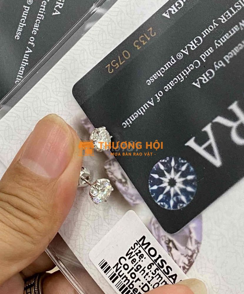 Đôi bông tai kim cương Moissanite 6,5ly rực lửa, c