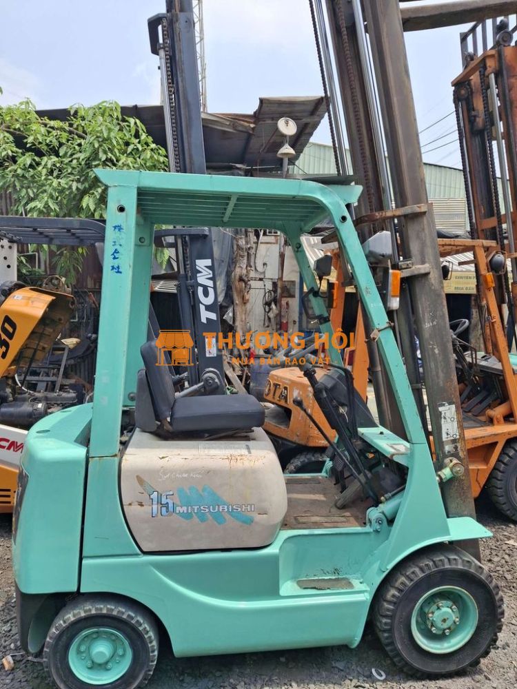 Mitsubishi 1t5 may xang hang bay