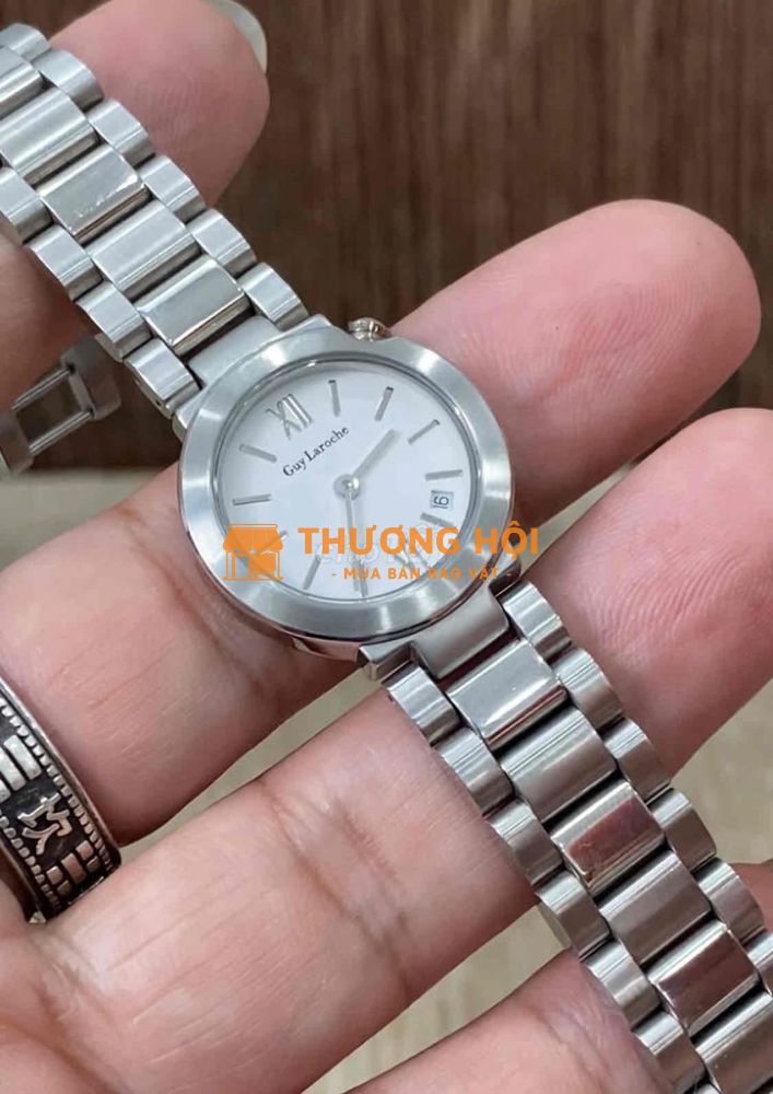 Guy Laroche - Đồng hồ Nữ thuỵ sỹ núm & lịch lệch,