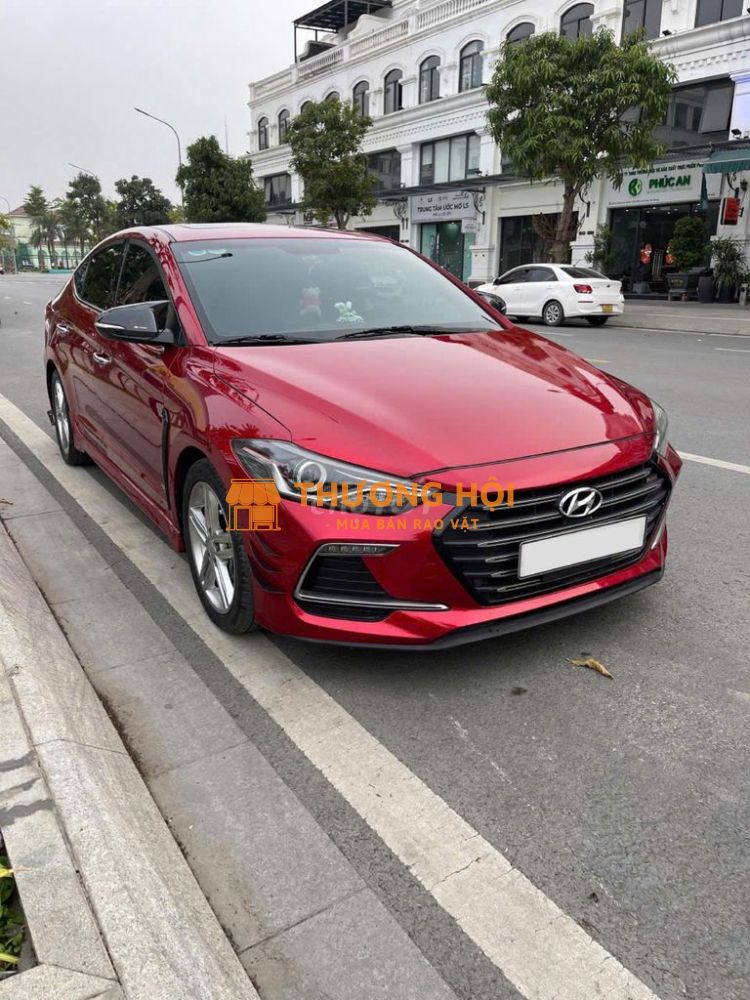 Hyundai Elantra 2018 Sport 1.6 AT - 90000 km