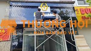 Tuyển thợ hàn, thợ quảng cáo, đi làm ngay