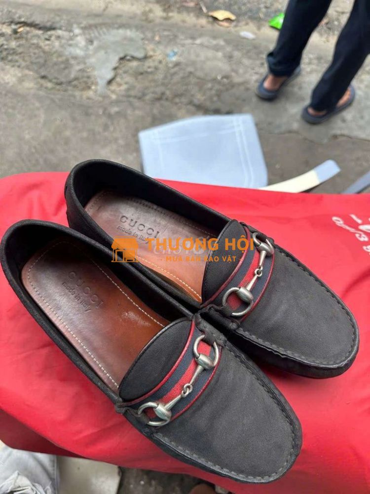 Hiệu Gucci, made in Italy, size 43_44