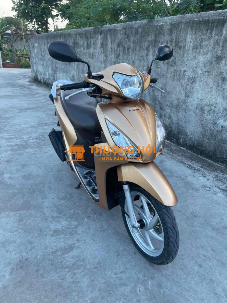 Cần bán visson 2017 máy zin 1 chủ từ zin cả xe