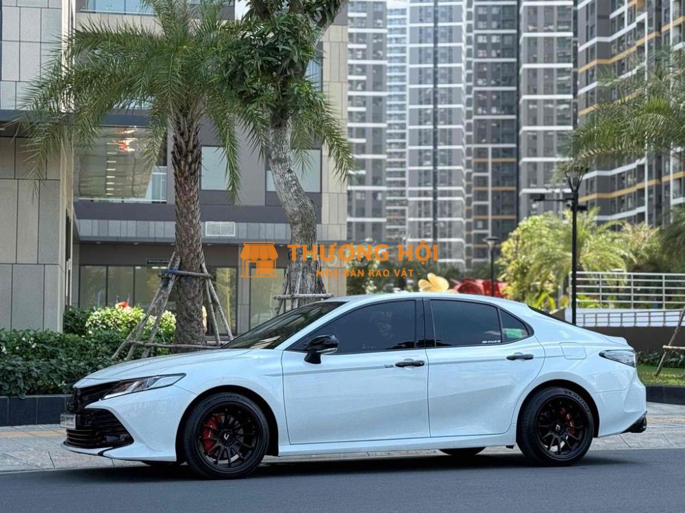 Toyota Camry 2021 2.0G - 48000 km