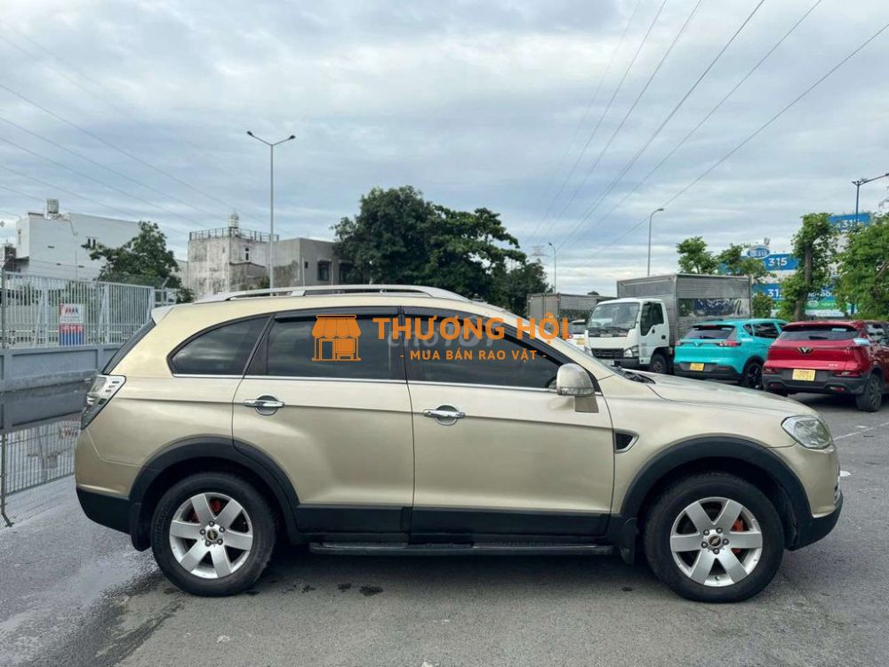 Bán captiva 2010 form maxx máy dầu chính chủ