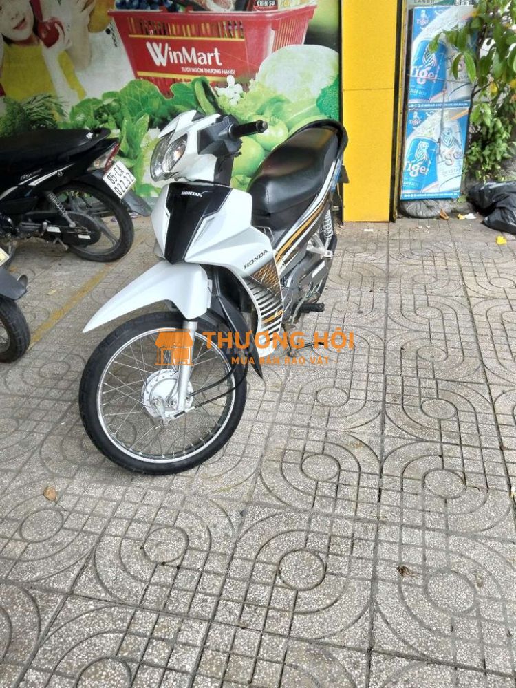 Honda wave BLADE bstp xe đẹp máy móc êm ru zin